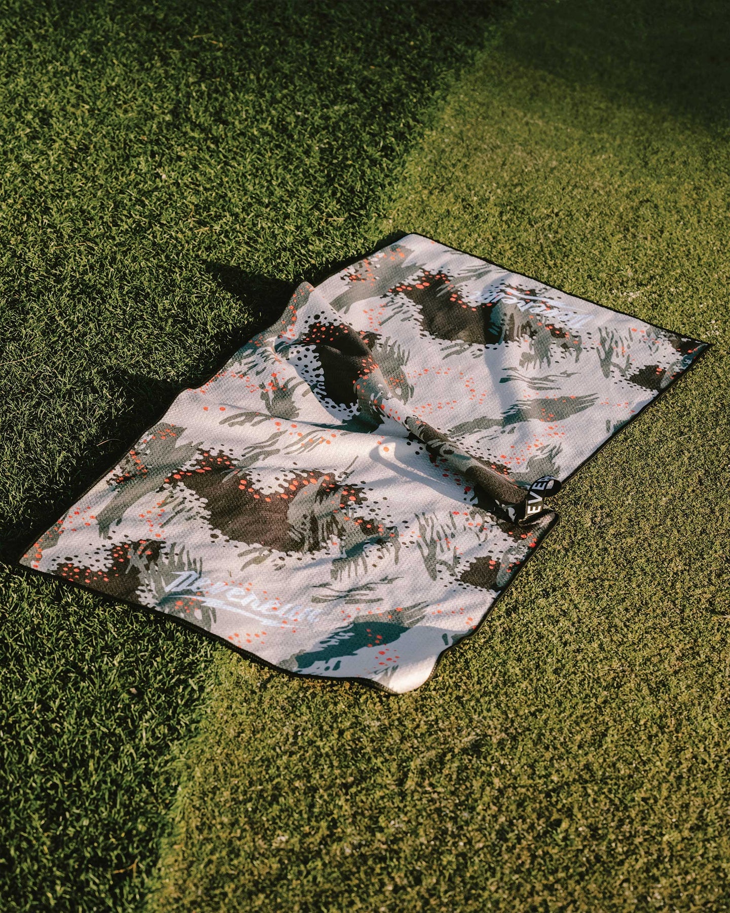 Devereux Golf Augusta Camo Golf Towe